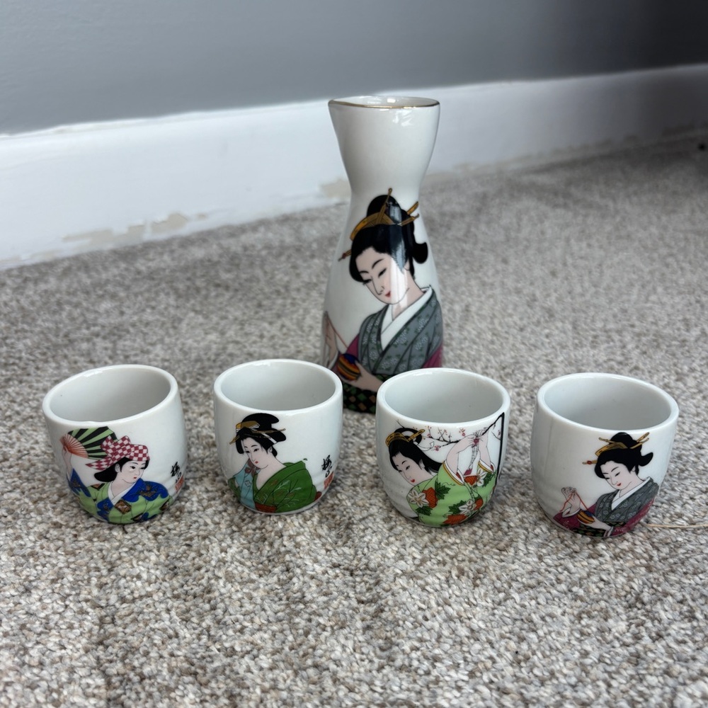 5 Pc. Japanese China FACES OF THE GEISHA Beverage Set Stamped HEISEI